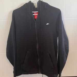Nike Black Men’s Zip Up Hoodie. Black. Size Large.